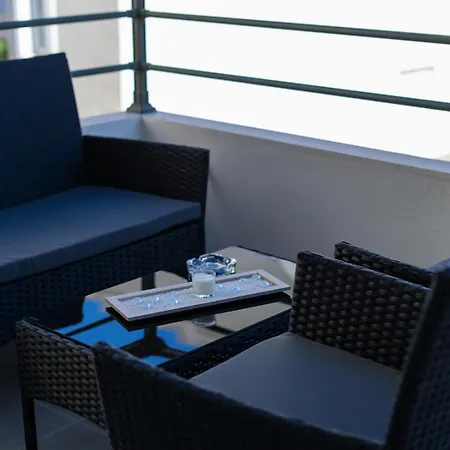 Olivio Apartment *